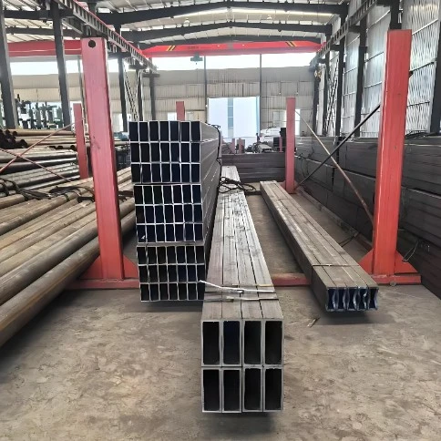 Ano ang Right Angle Square Tube at Bakit Ito ay Mahalaga para sa Modernong Structural Application?